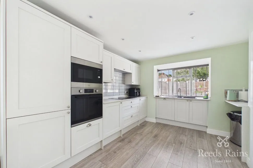 Lakeside Court, Worksop, Nottinghamshire, S80, photo 6