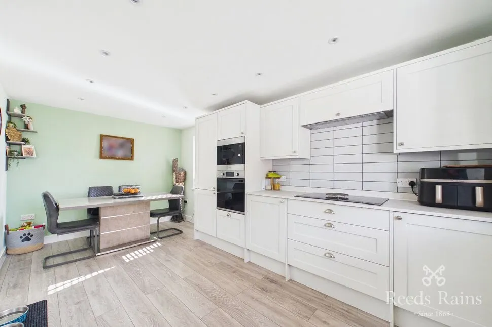 Lakeside Court, Worksop, Nottinghamshire, S80, photo 5