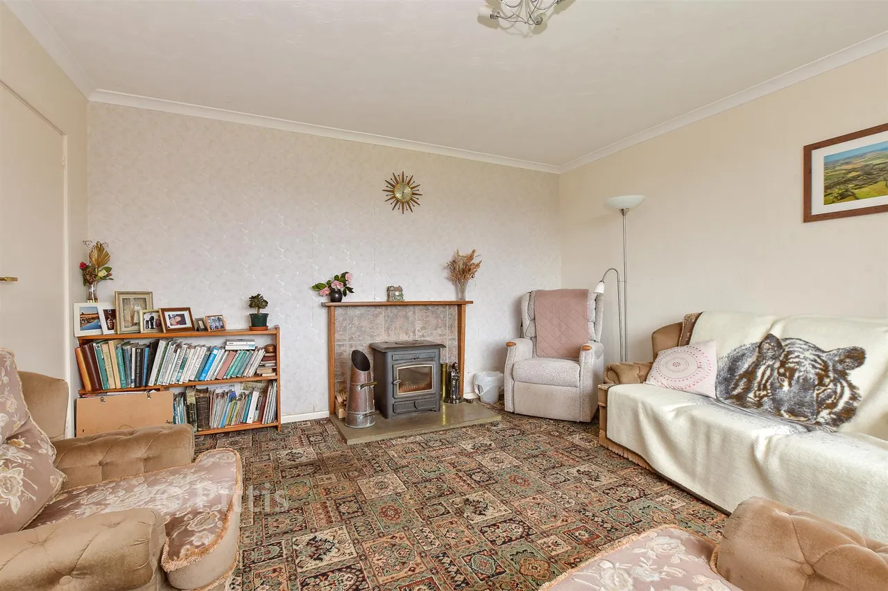 Chilton Lane, Brighstone, PO30, photo 4
