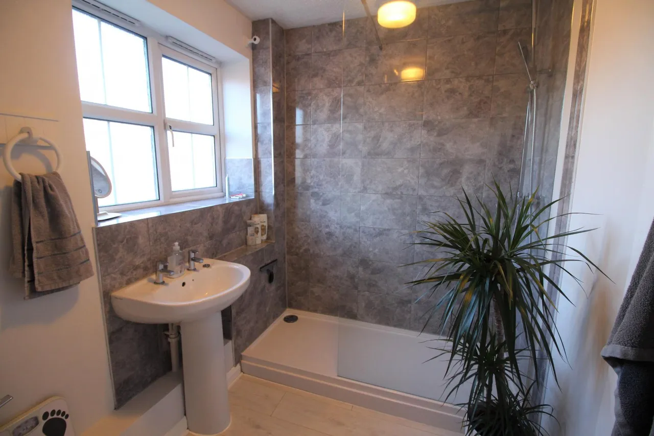 Hudson Way, Radcliffe-On-Trent, NG12, photo 12
