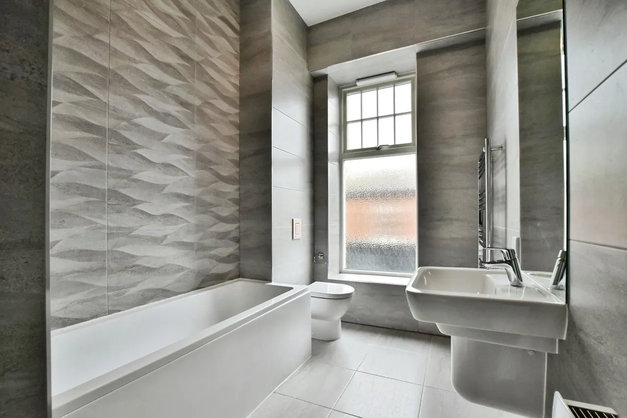 Stevens Street, Alderley Edge, Cheshire, SK9, photo 5