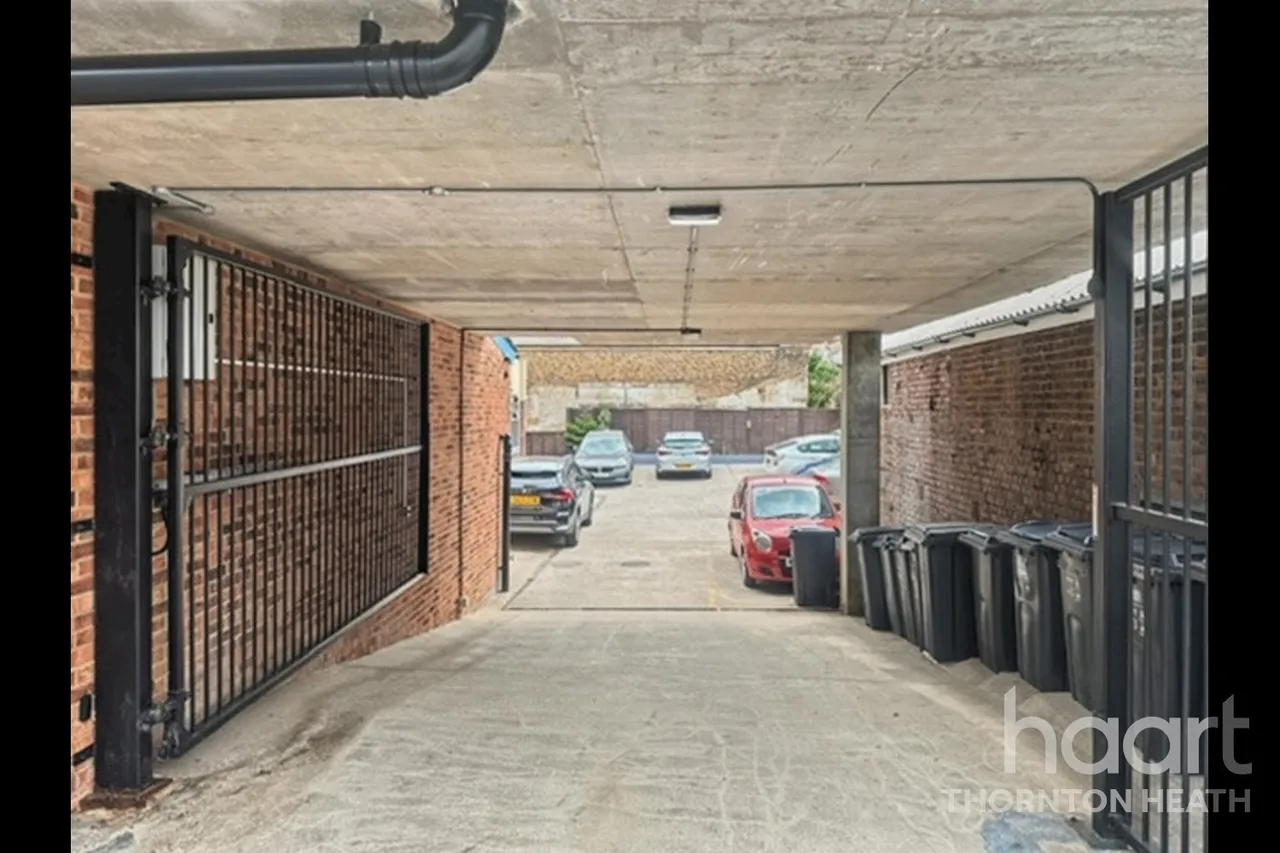Suffolk Road, London, SE25, photo 4
