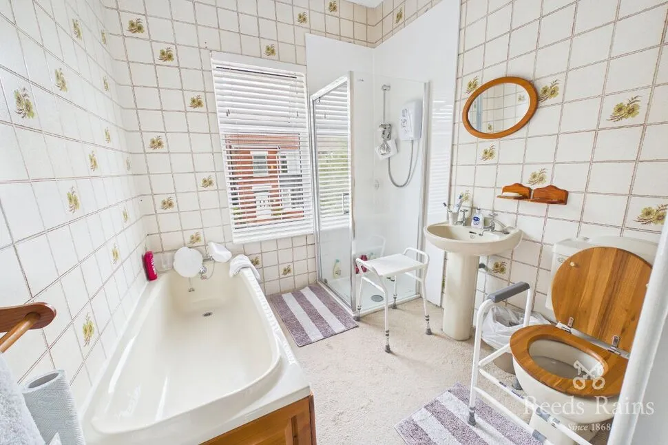 Ansdell Road, Stockport, SK5, photo 13