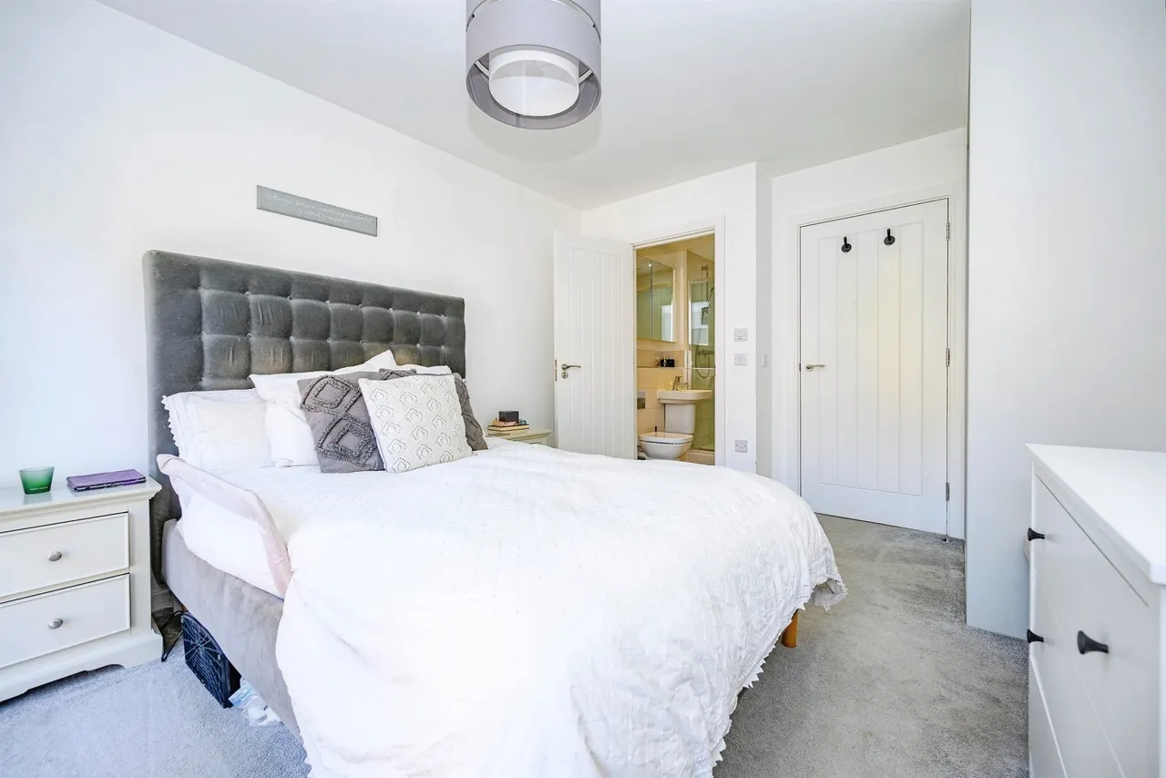 Frogmore Road, HEMEL HEMPSTEAD, photo 8