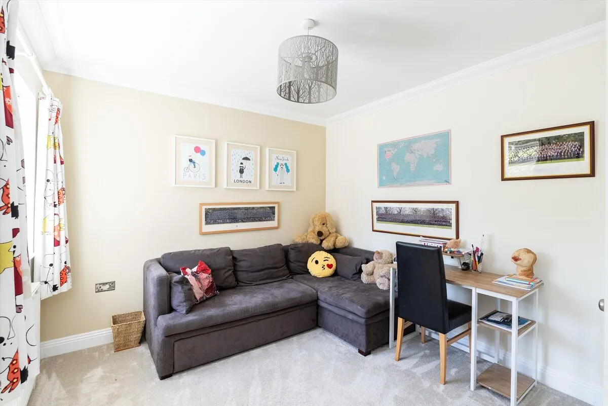 Heath Ridge Green, Cobham, KT11, photo 22