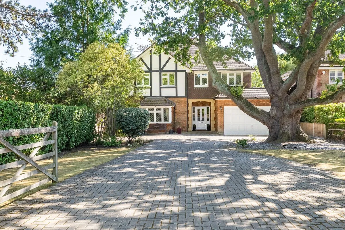 Heath Ridge Green, Cobham, KT11, photo 26
