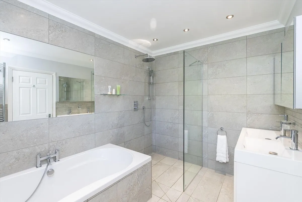 Heath Ridge Green, Cobham, KT11, photo 19