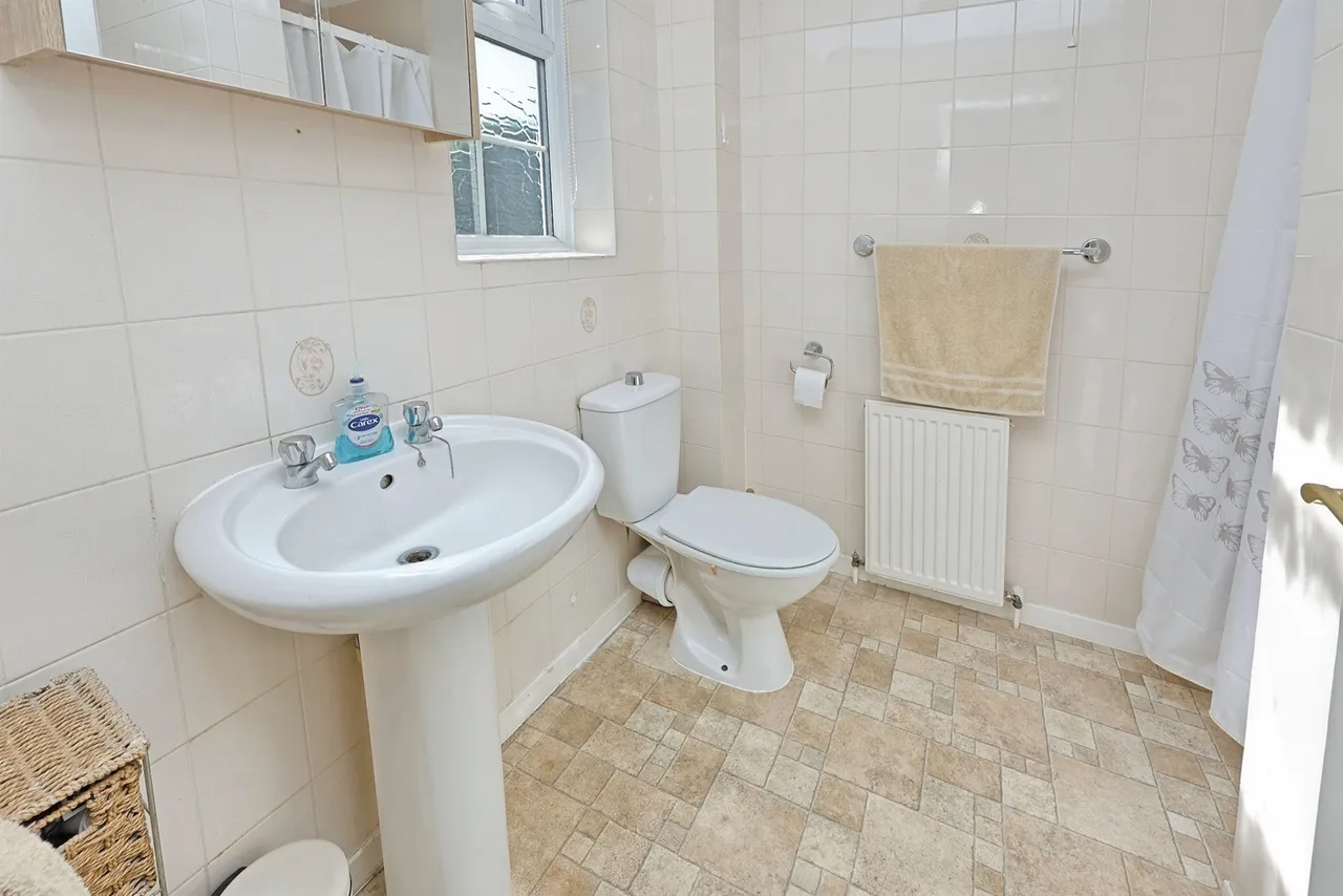Viking Close, Swaffham, photo 11