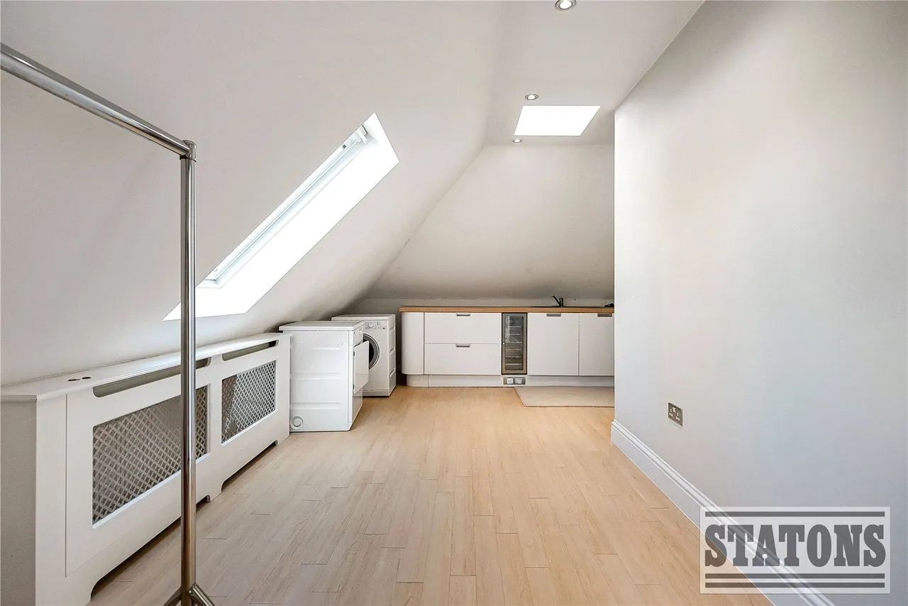Broadgates Avenue, Hadley Wood, Hertfordshire, EN4 0NU, photo 27