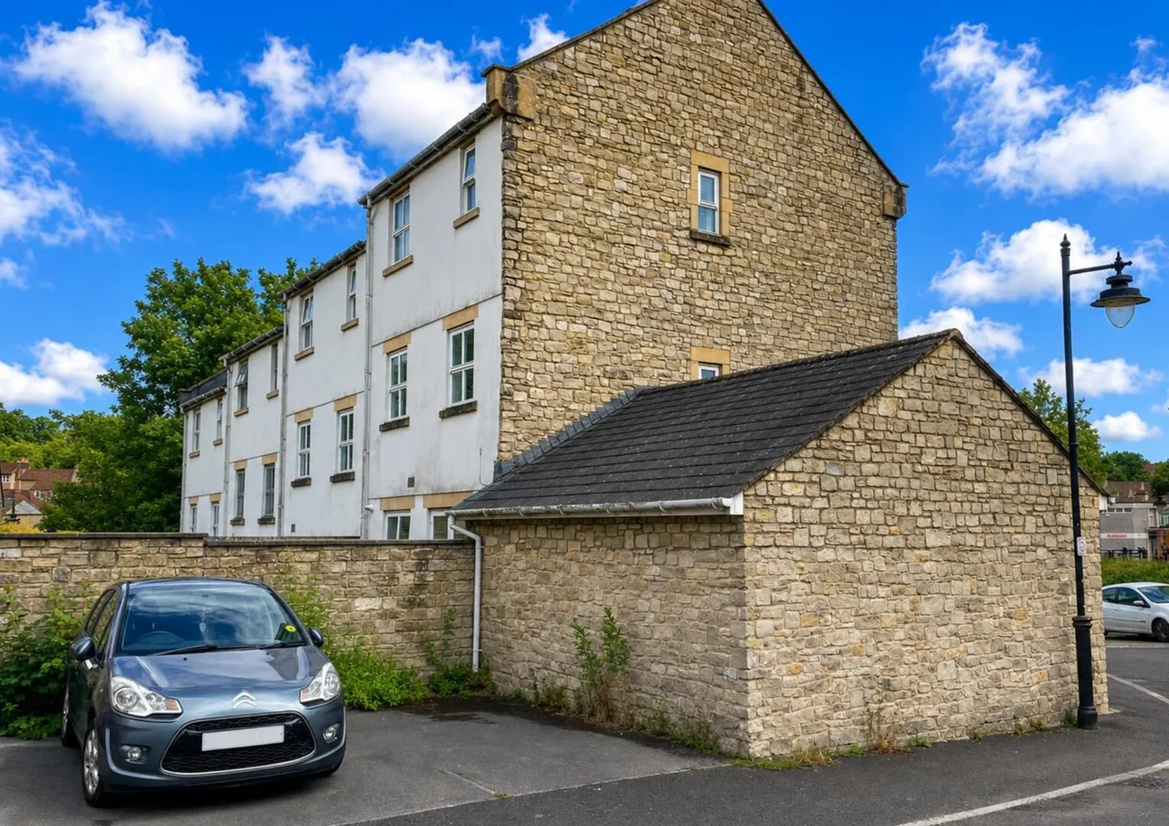 Henley Way Frome, Somerset BA11 3HY, photo 27