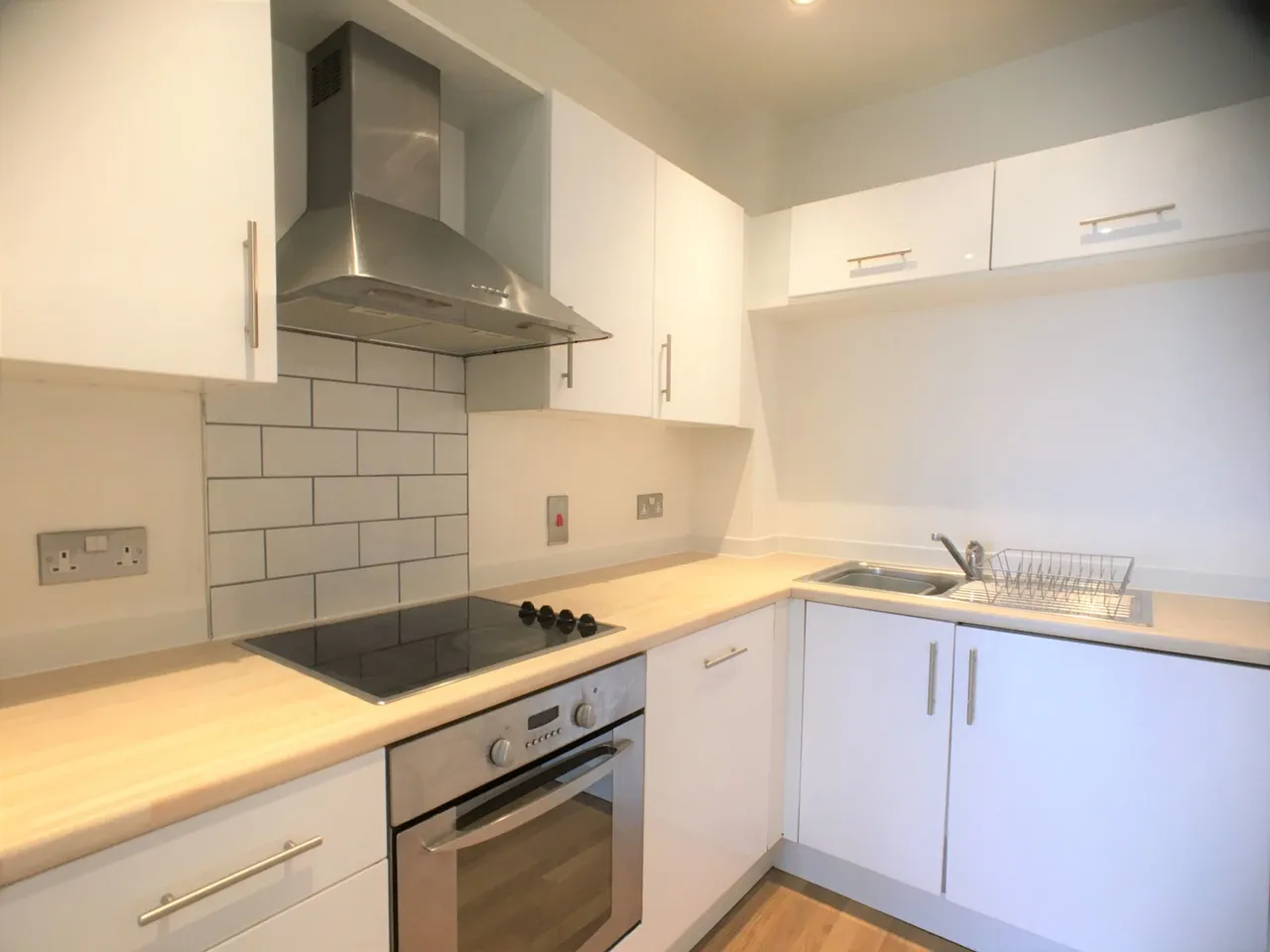 Castle Street, Swansea, SA1 1JG, photo 2