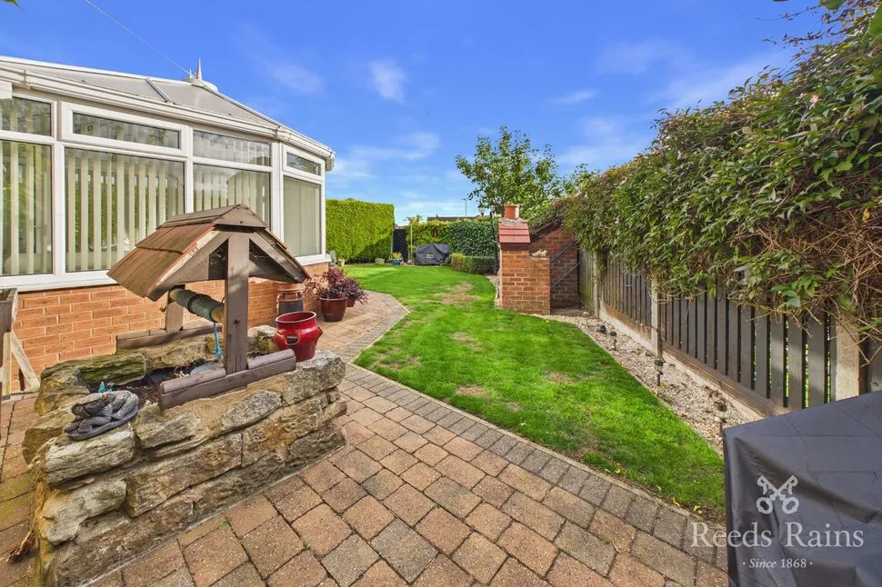 Aire Valley Mount, Castleford, WF10, photo 24