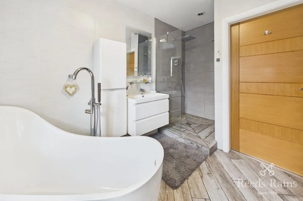 Aire Valley Mount, Castleford, WF10, photo 16