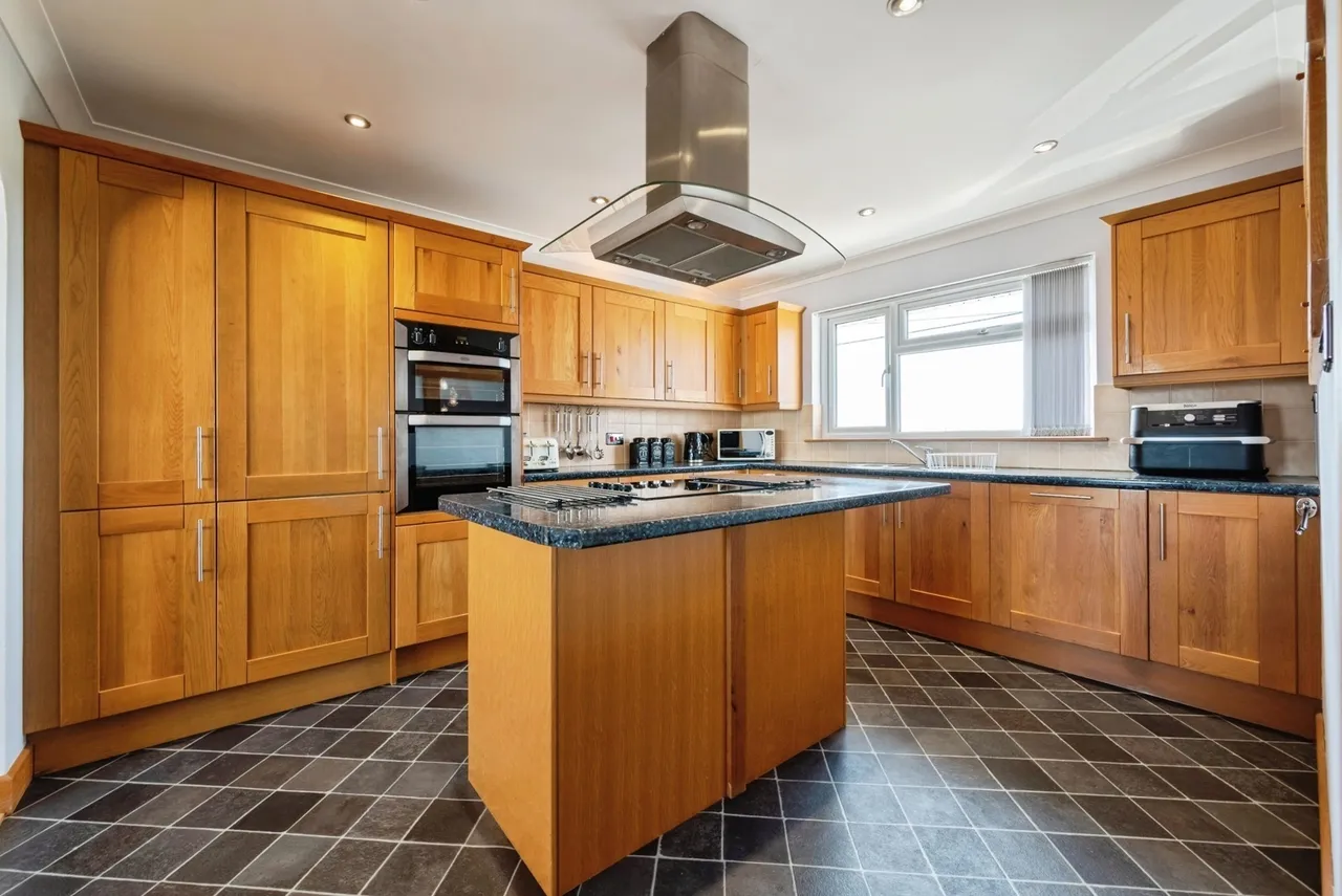 West Down Road, Delabole, PL33, photo 13