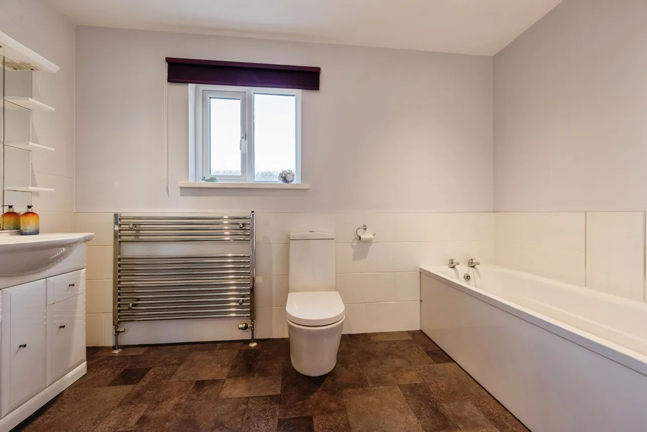 West Down Road, Delabole, PL33, photo 15