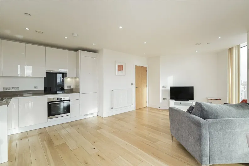 High Street, Stratford, E15, photo 13