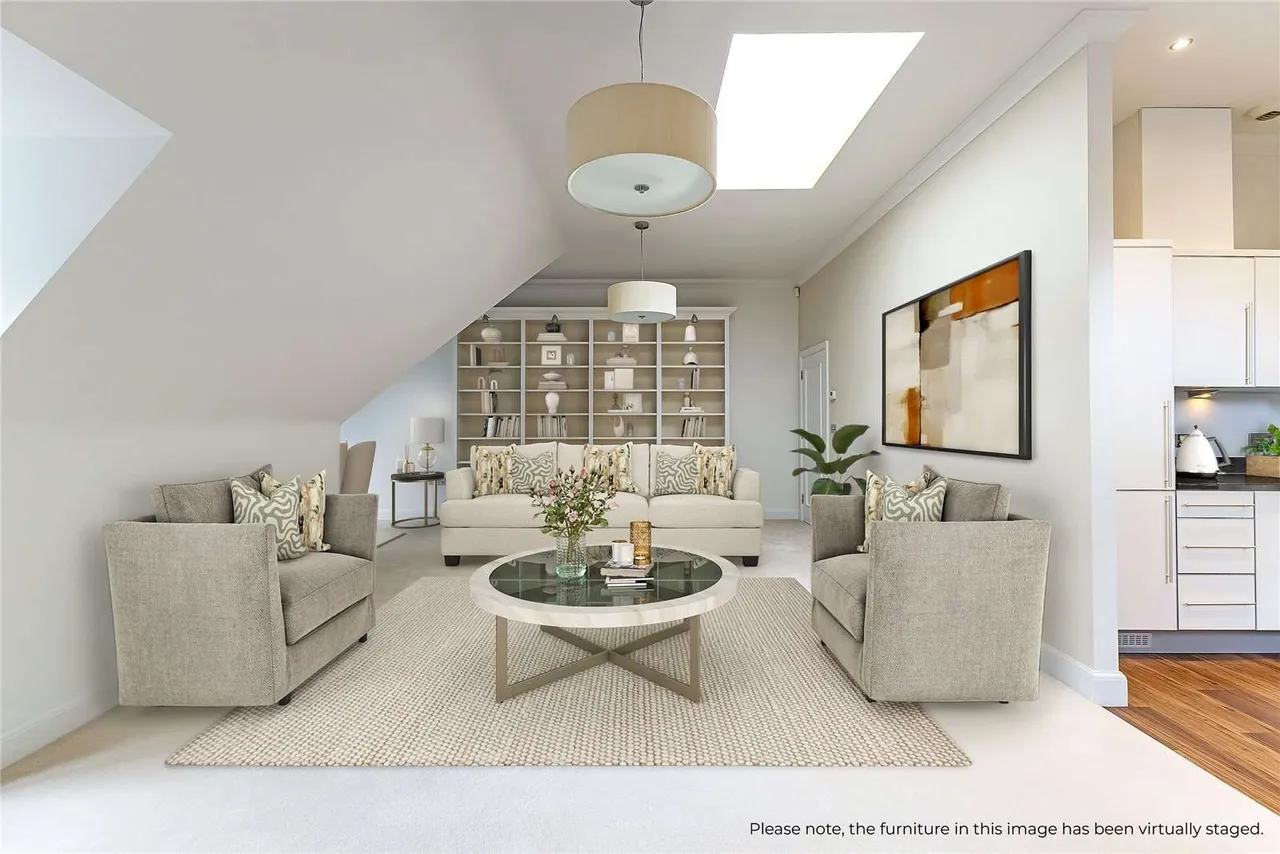 Pembury Place, Trinity Close, Tunbridge Wells, Kent, TN2 3QL, photo 2