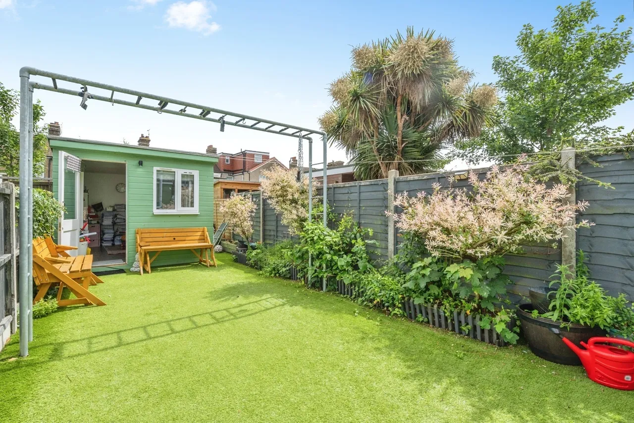 Richmond Road, Grays, Essex, RM17, photo 2