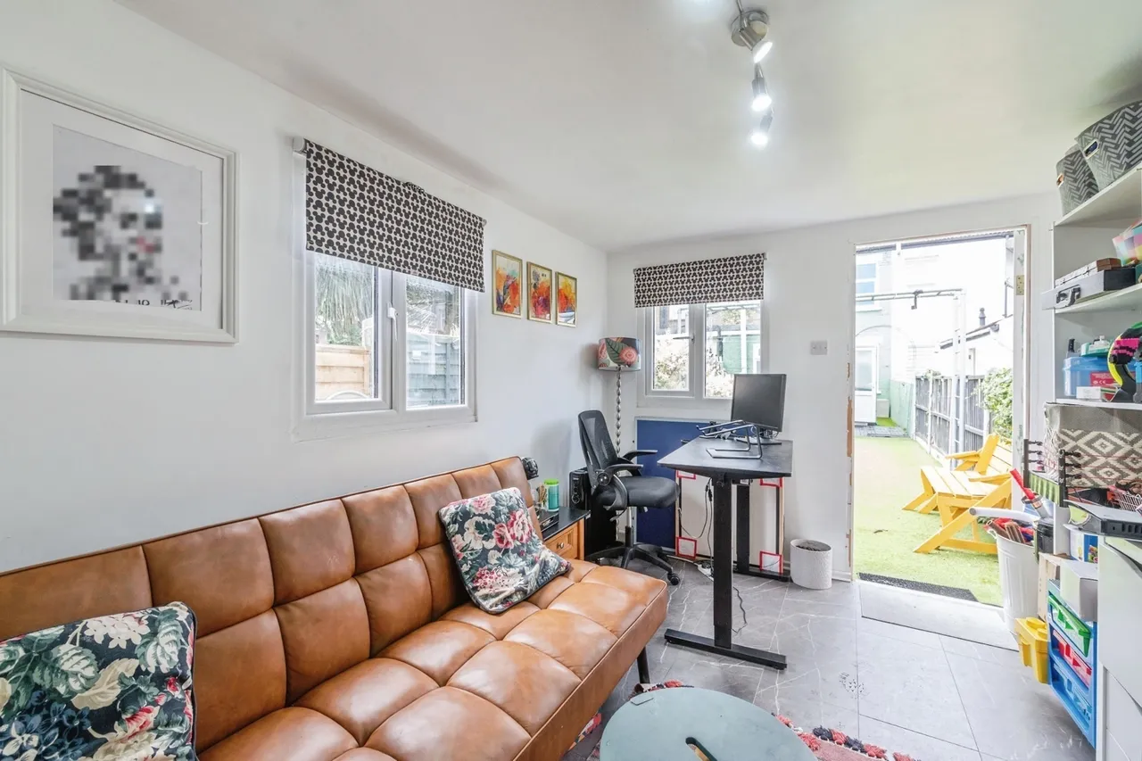 Richmond Road, Grays, Essex, RM17, photo 15