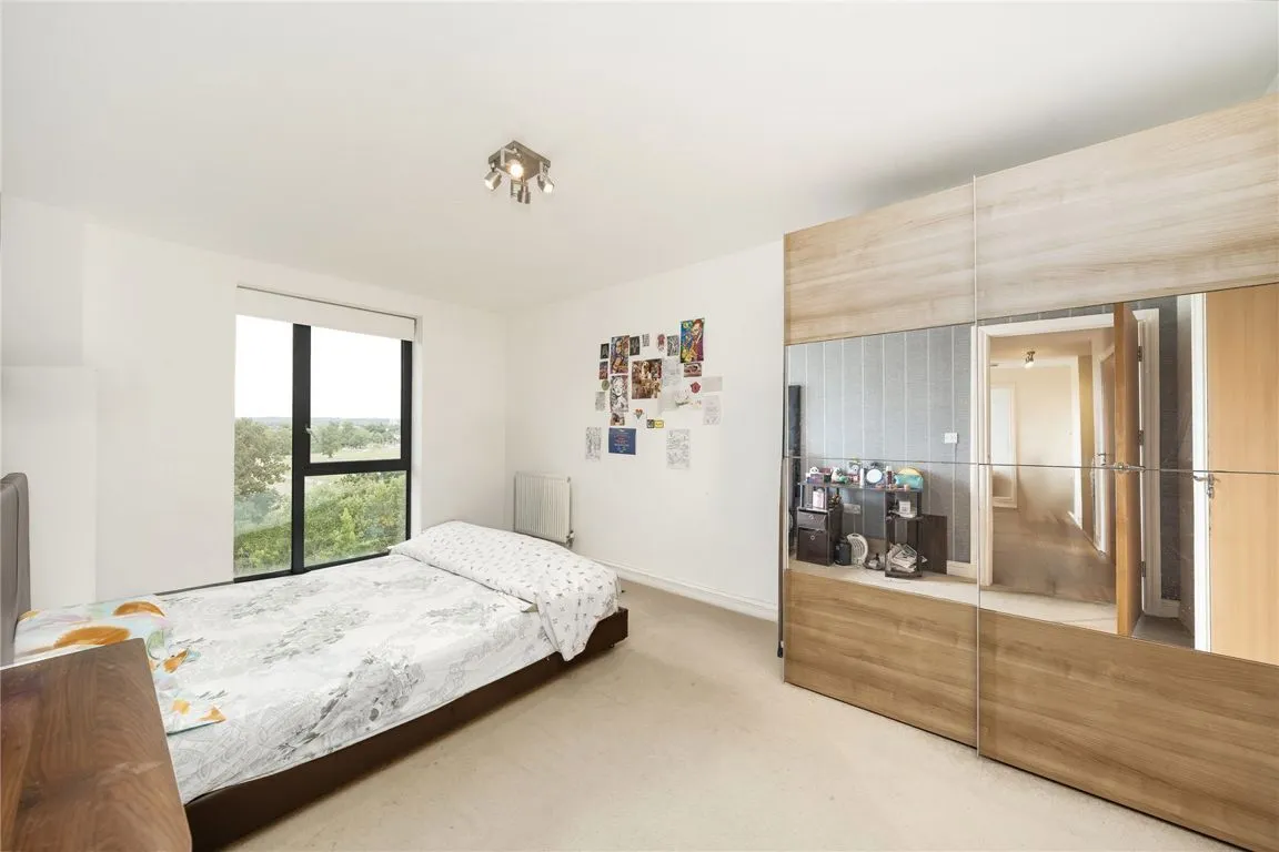 Charcot Road, Colindale, photo 4