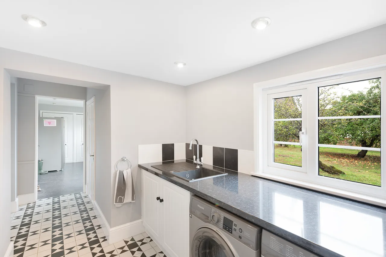 High Street, Tilbrook, PE28, photo 9
