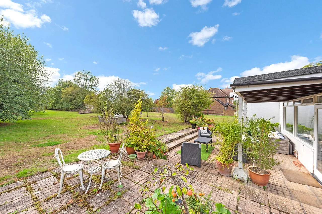High Street, Tilbrook, PE28, photo 22