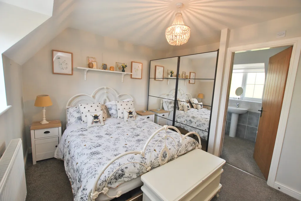 West Road, Ketley Bank, TF2, photo 15