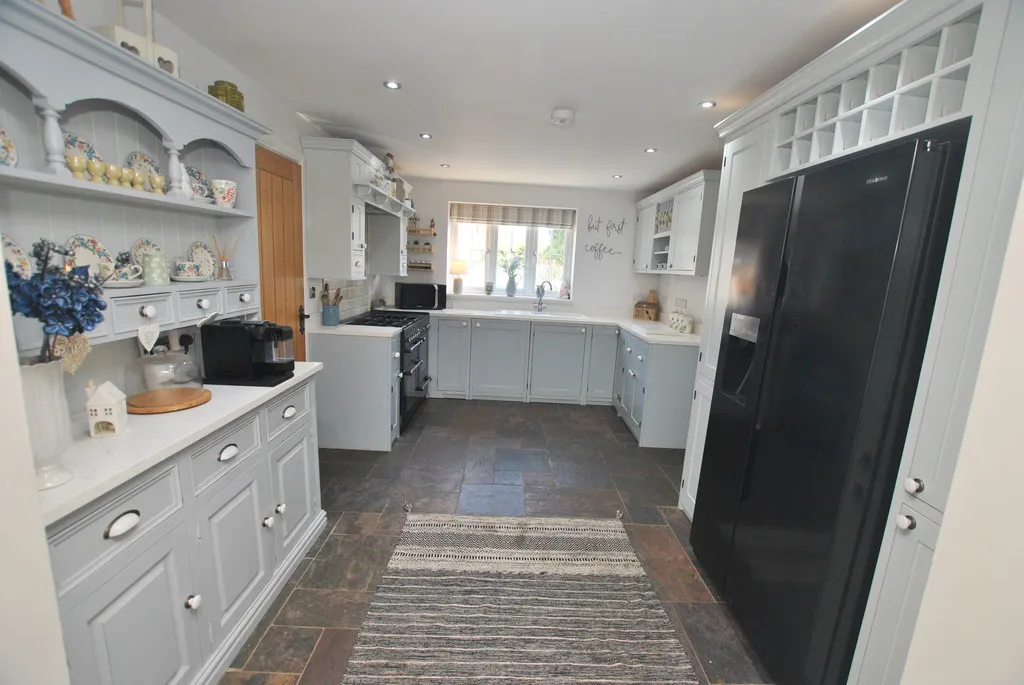 West Road, Ketley Bank, TF2, photo 2