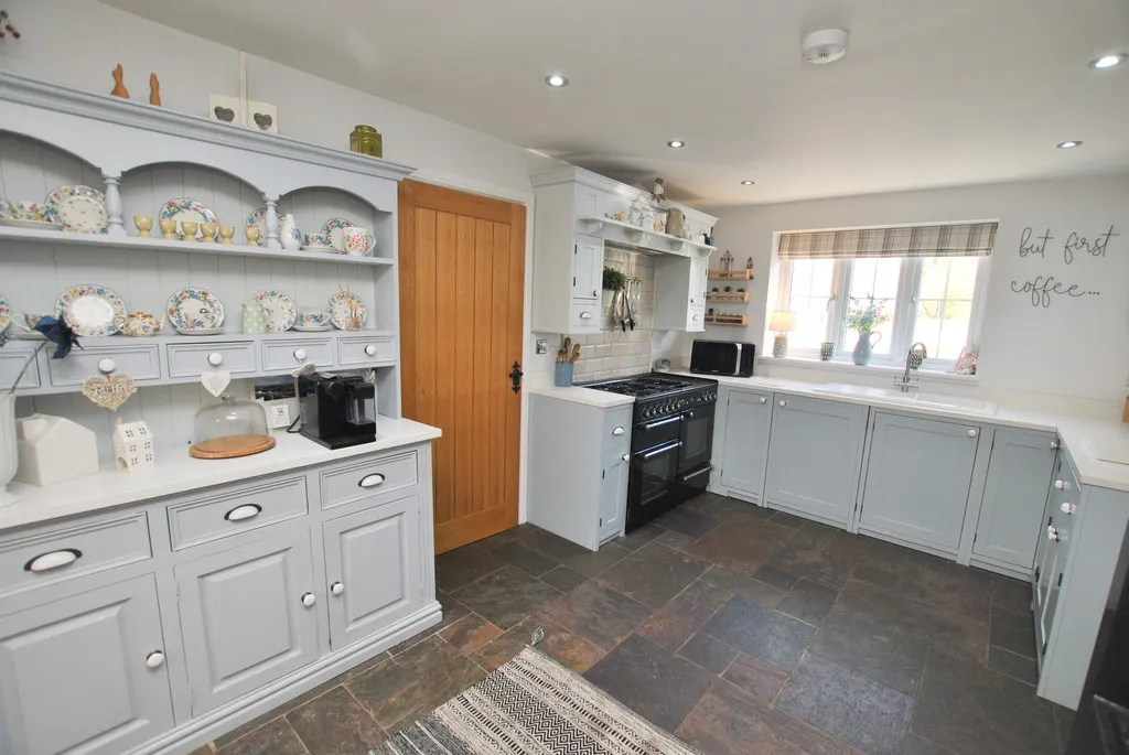 West Road, Ketley Bank, TF2, photo 10