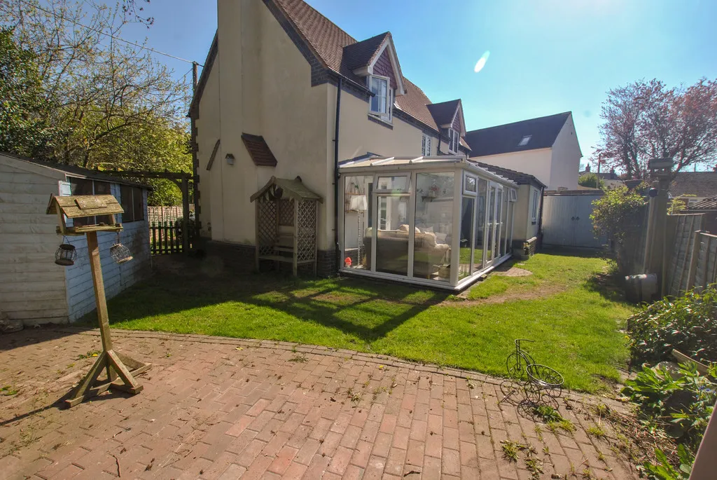 West Road, Ketley Bank, TF2, photo 4