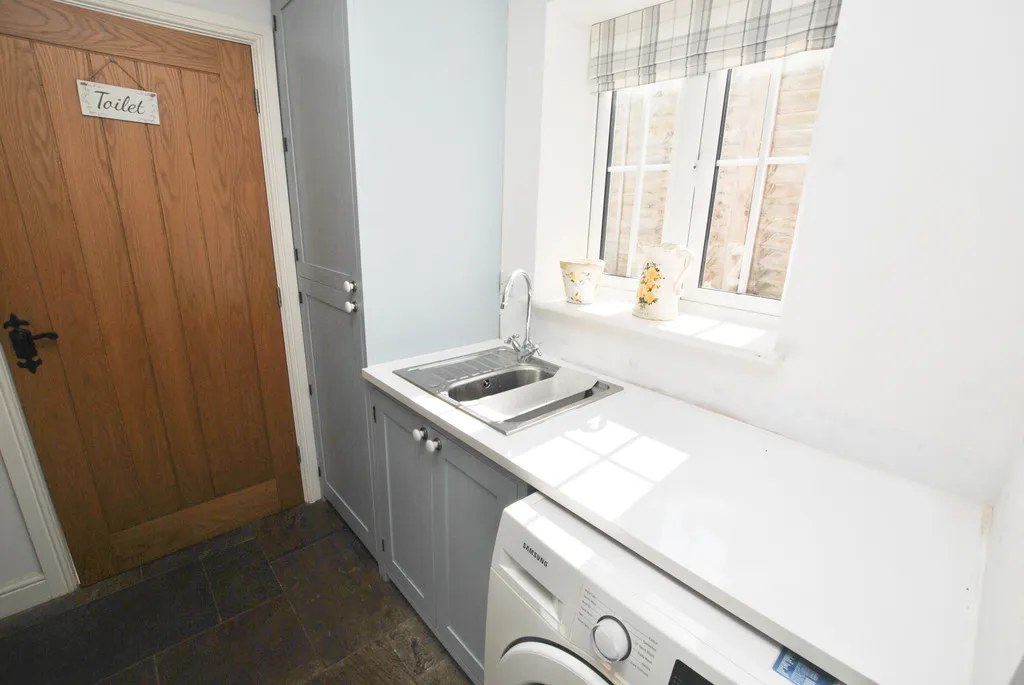 West Road, Ketley Bank, TF2, photo 11