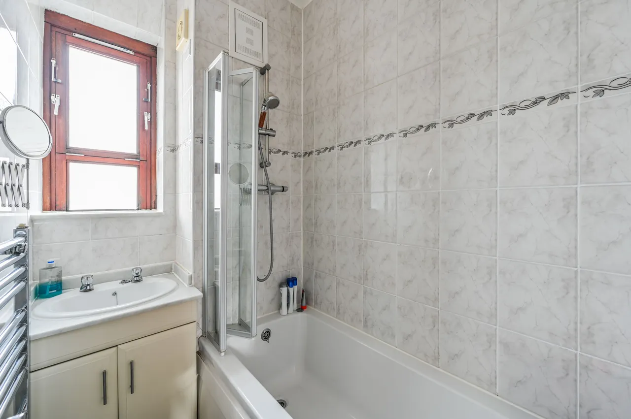 57 Charmouth House, Dorset Road, London, photo 6