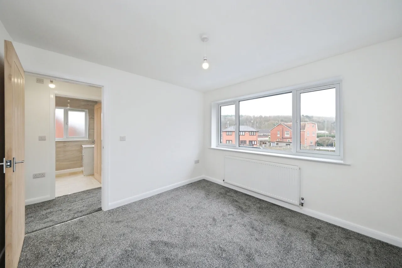 Hawthorn Drive, New Ollerton, Newark, Nottinghamshire, NG22, photo 12