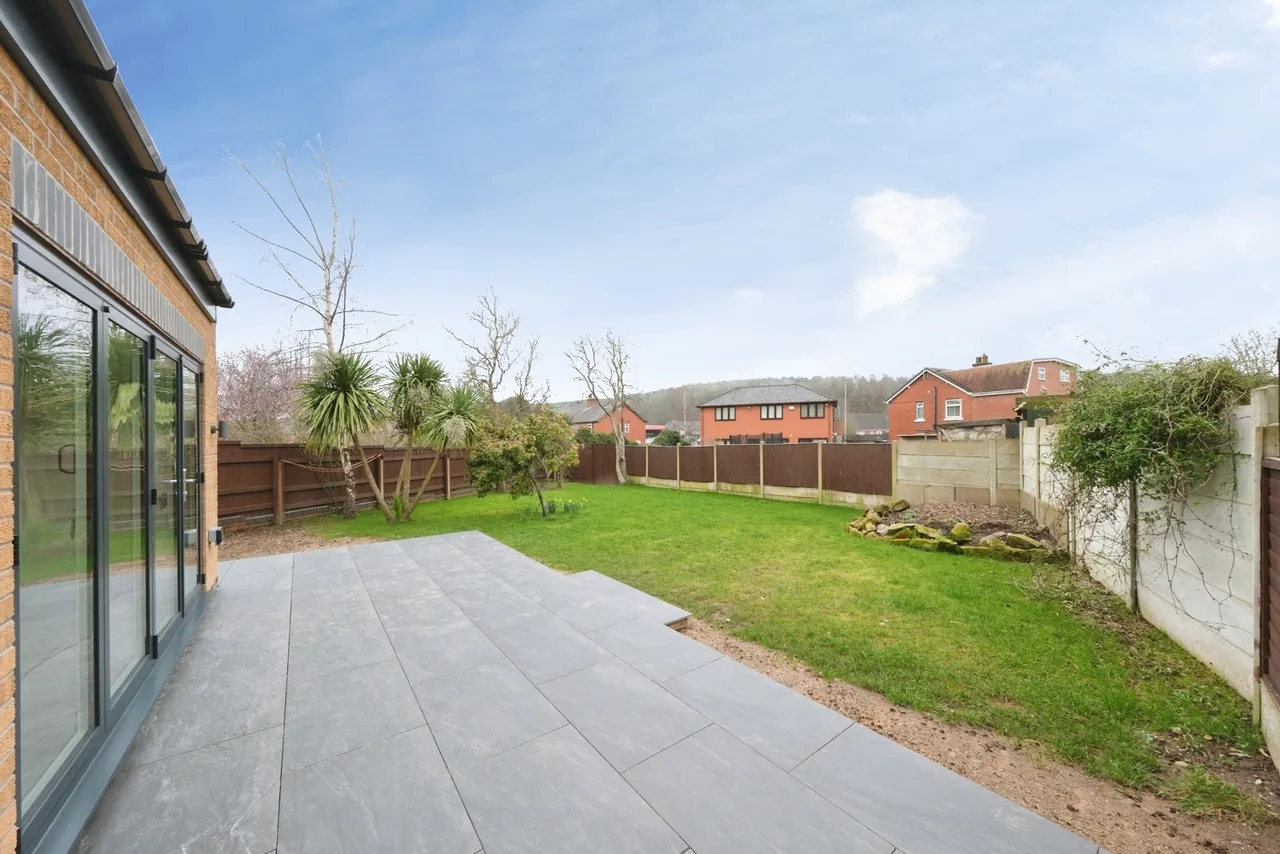 Hawthorn Drive, New Ollerton, Newark, Nottinghamshire, NG22, photo 14