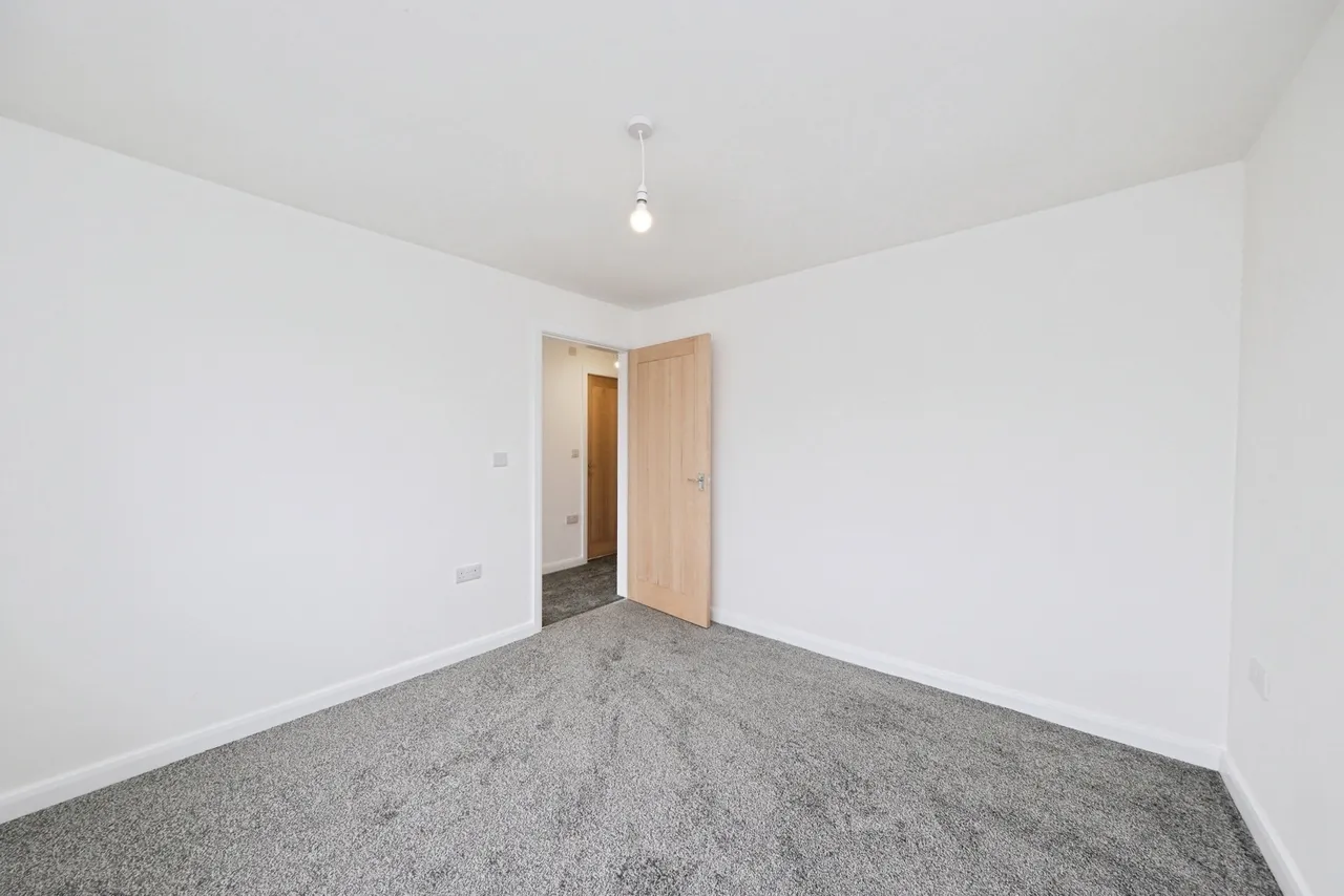 Hawthorn Drive, New Ollerton, Newark, Nottinghamshire, NG22, photo 10