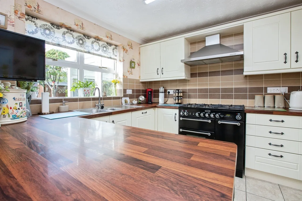 Sandringham Road, Mansfield Woodhouse, NG19, photo 12