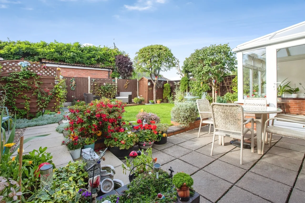 Sandringham Road, Mansfield Woodhouse, NG19, photo 2