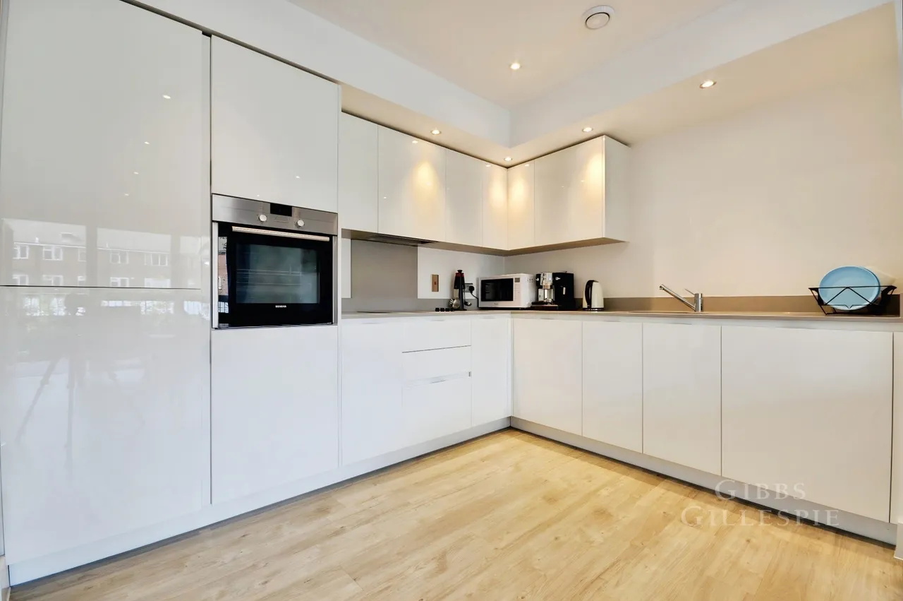 Lyon Road, Fees Apply, HA1, photo 2