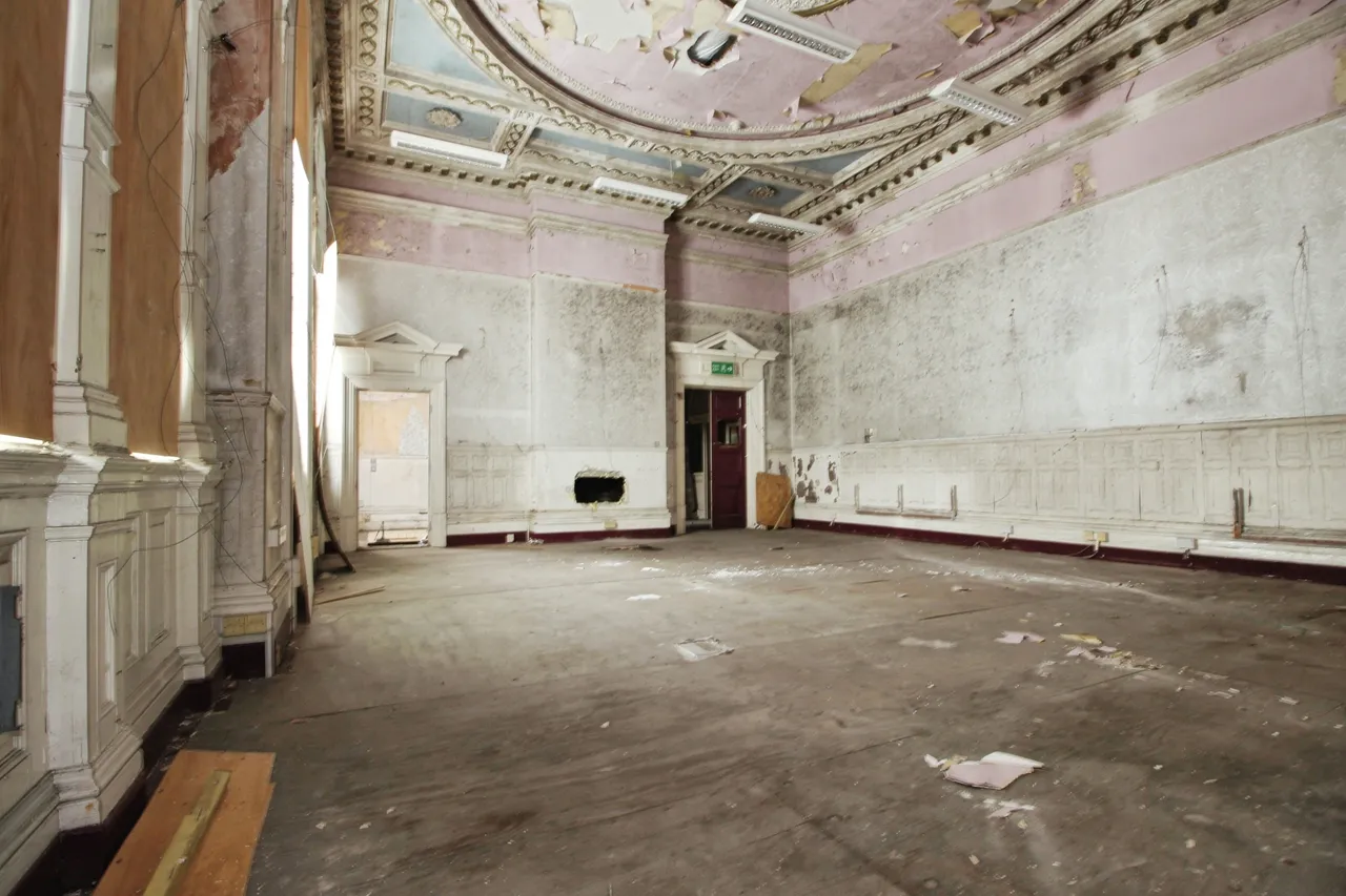 Wellington Street, Dewsbury, WF13, photo 9
