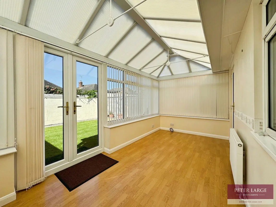 Viola Avenue, Rhyl, Denbighshire, LL18 2NE, photo 9
