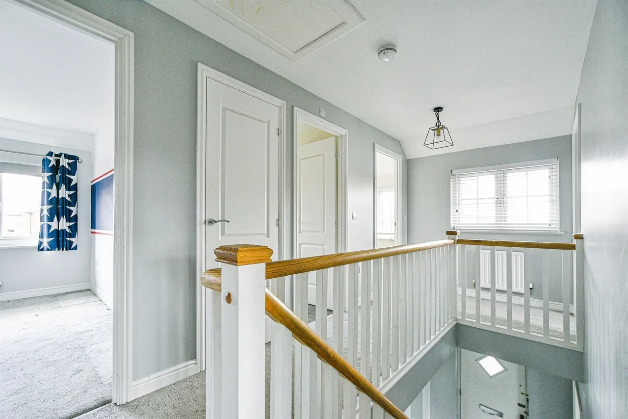 Crofton Road, Coate, Swindon, photo 9