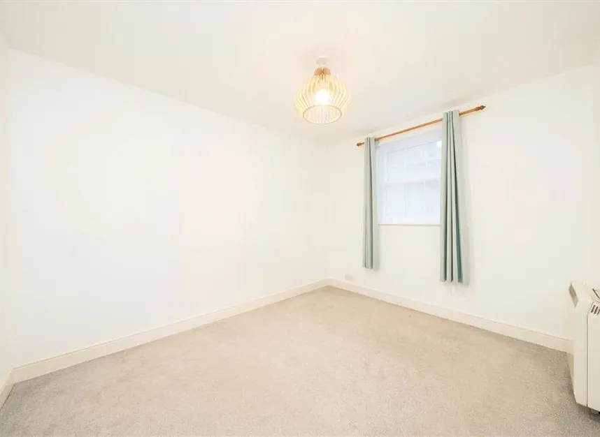 Kirkwall Place, Bethnal Green, E2, photo 3
