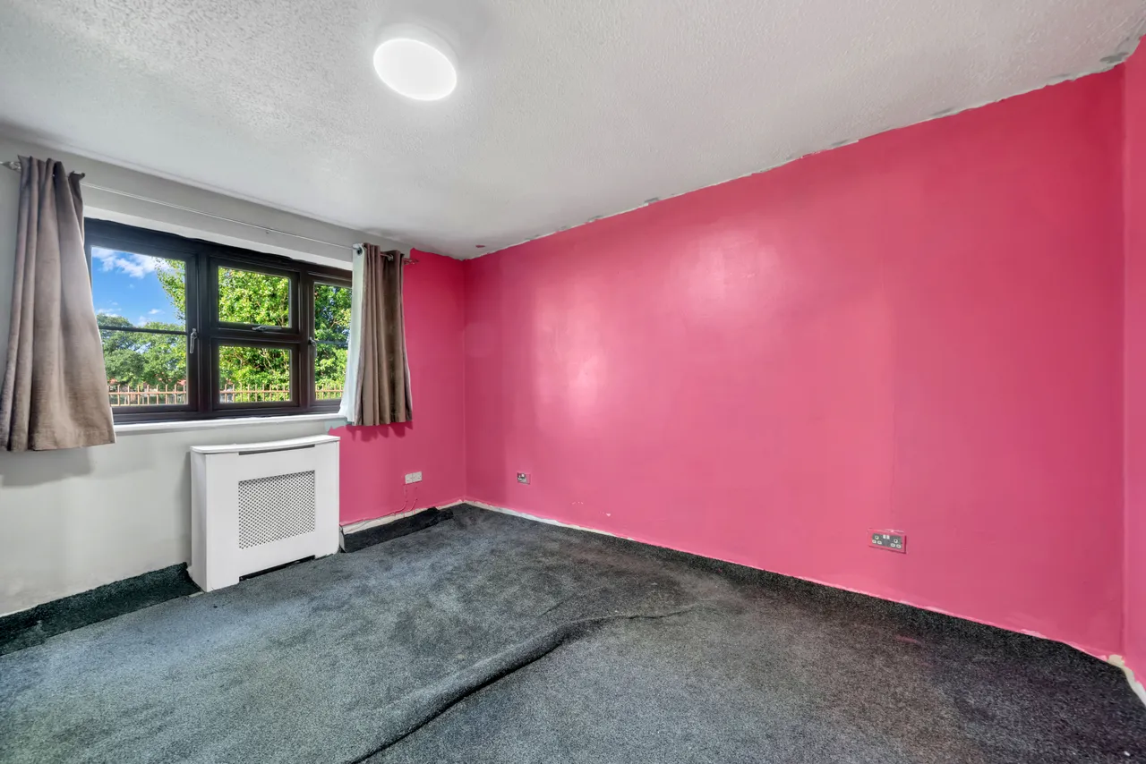 Ground Floor Flat, 22 Orchid Close, Romford, Essex, RM4 1DF, photo 7