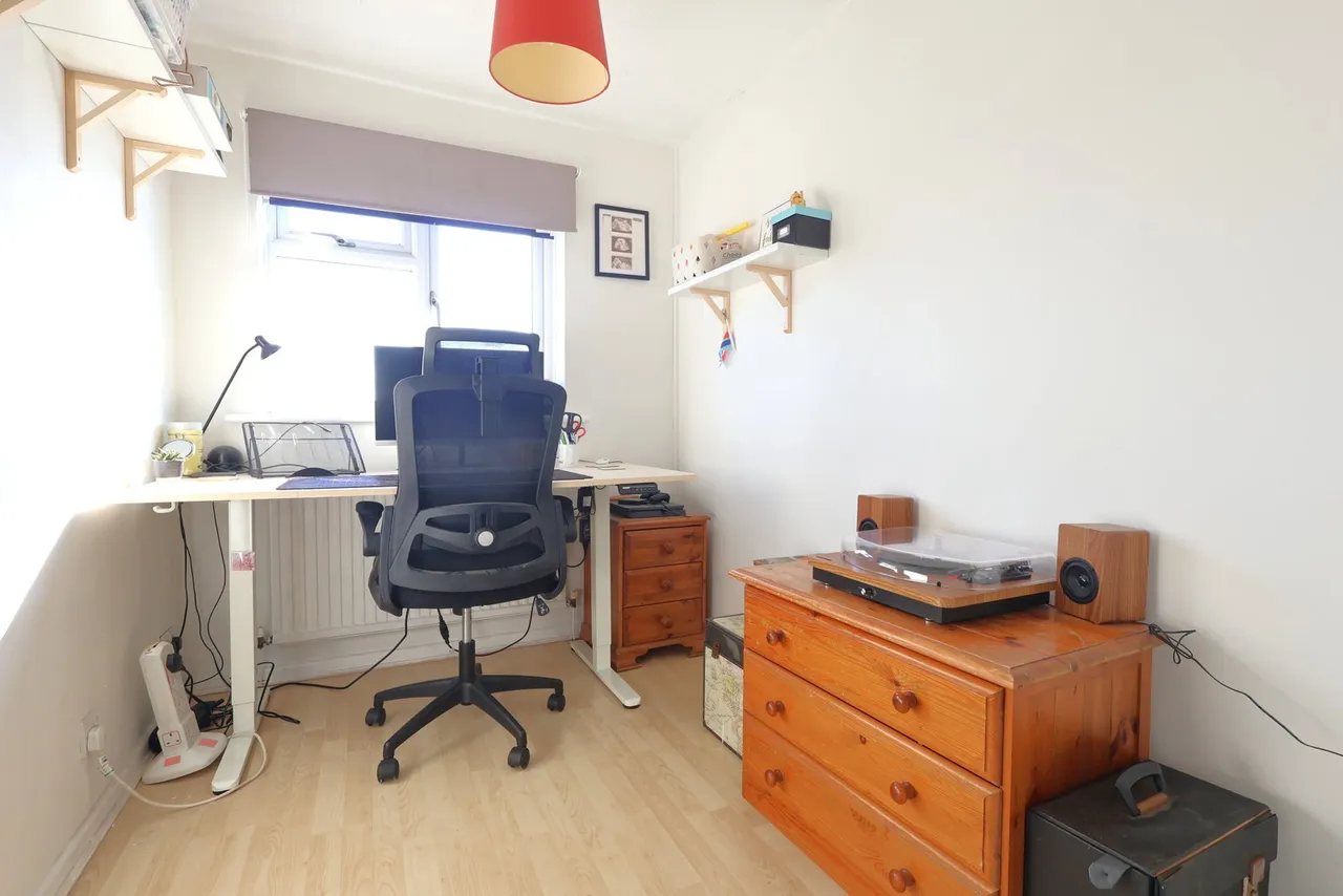 Oxmoor, Abbeydale, GL4, photo 11