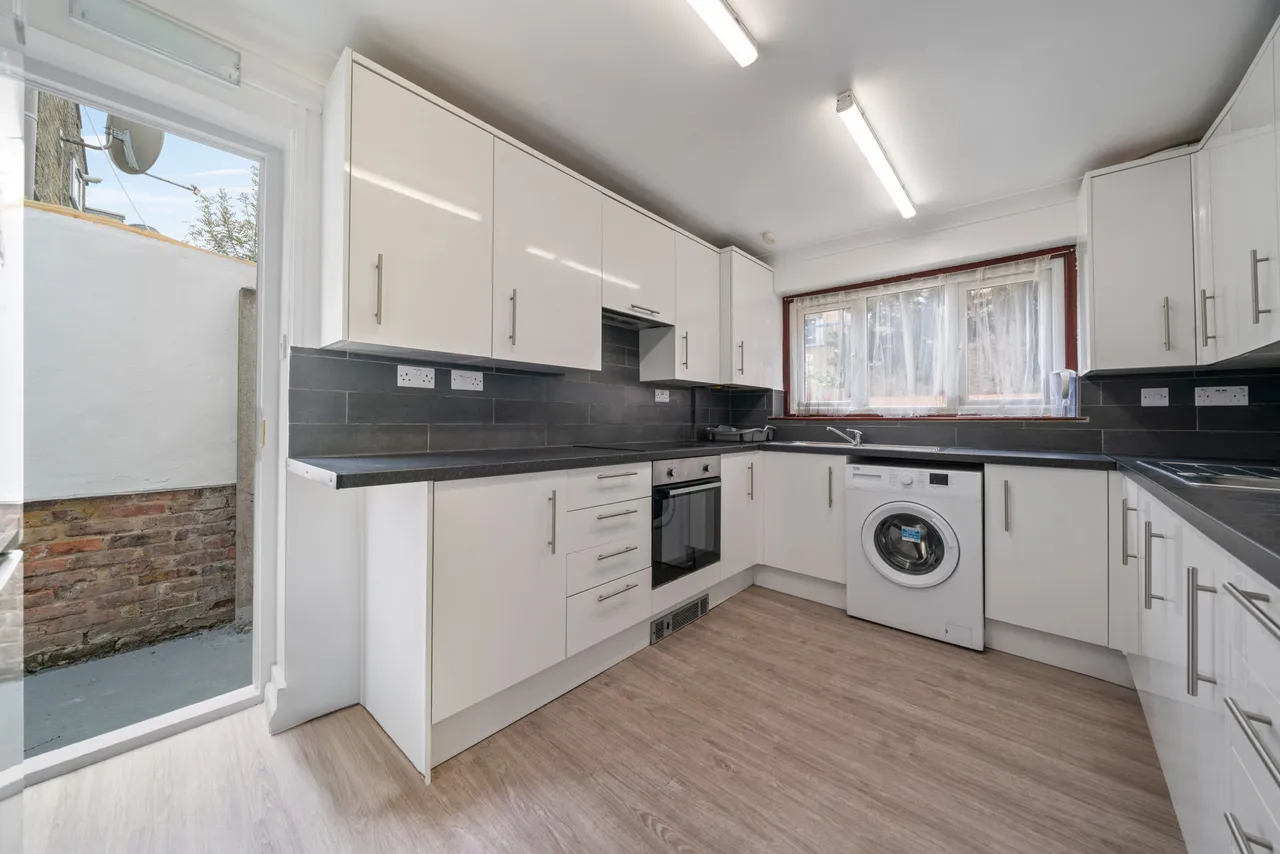 Scales Road, London, N17, photo 3