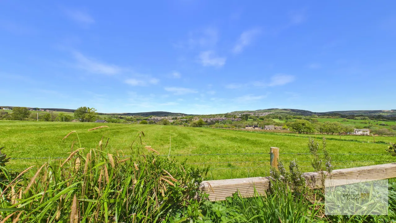 Kenyon Clough, Helmshore Road, Helmshore, BB4 4AG, photo 2
