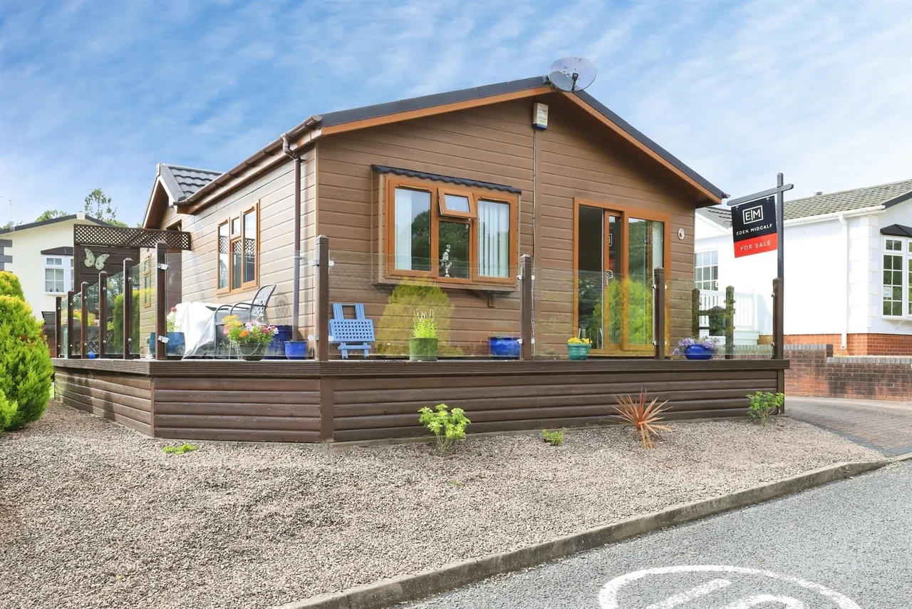 2 bed park home for sale, Dowles Road, Bewdley, DY12