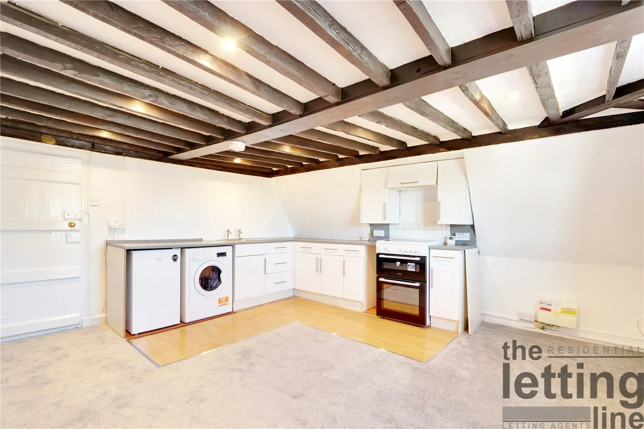 1 bed flat to rent, Baker Street, Enfield, EN1