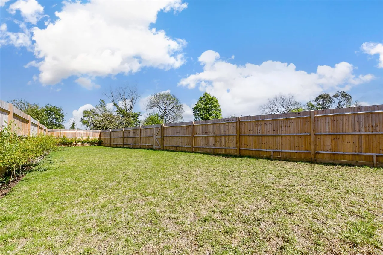 Claygate, Marden, TN12, photo 21