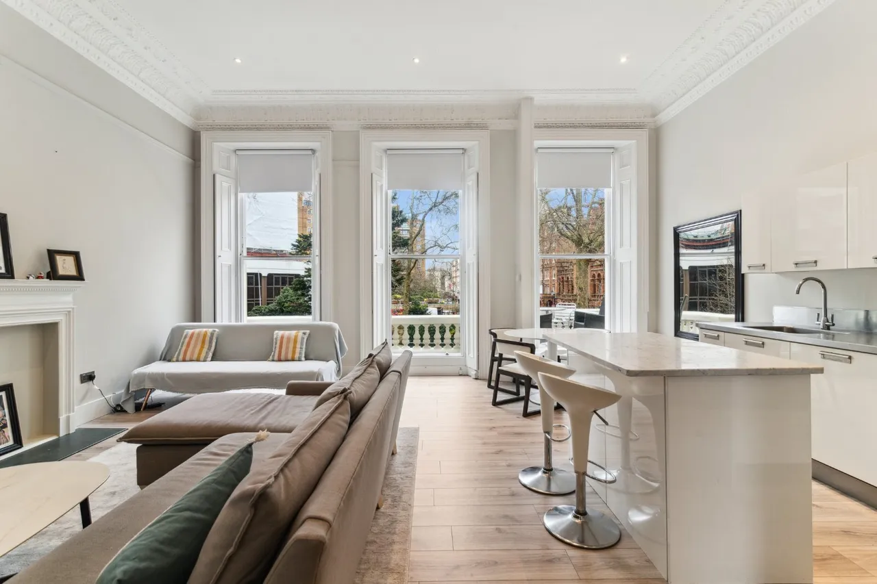1 bed flat to rent, Ashburn Gardens, South Kensington, SW7